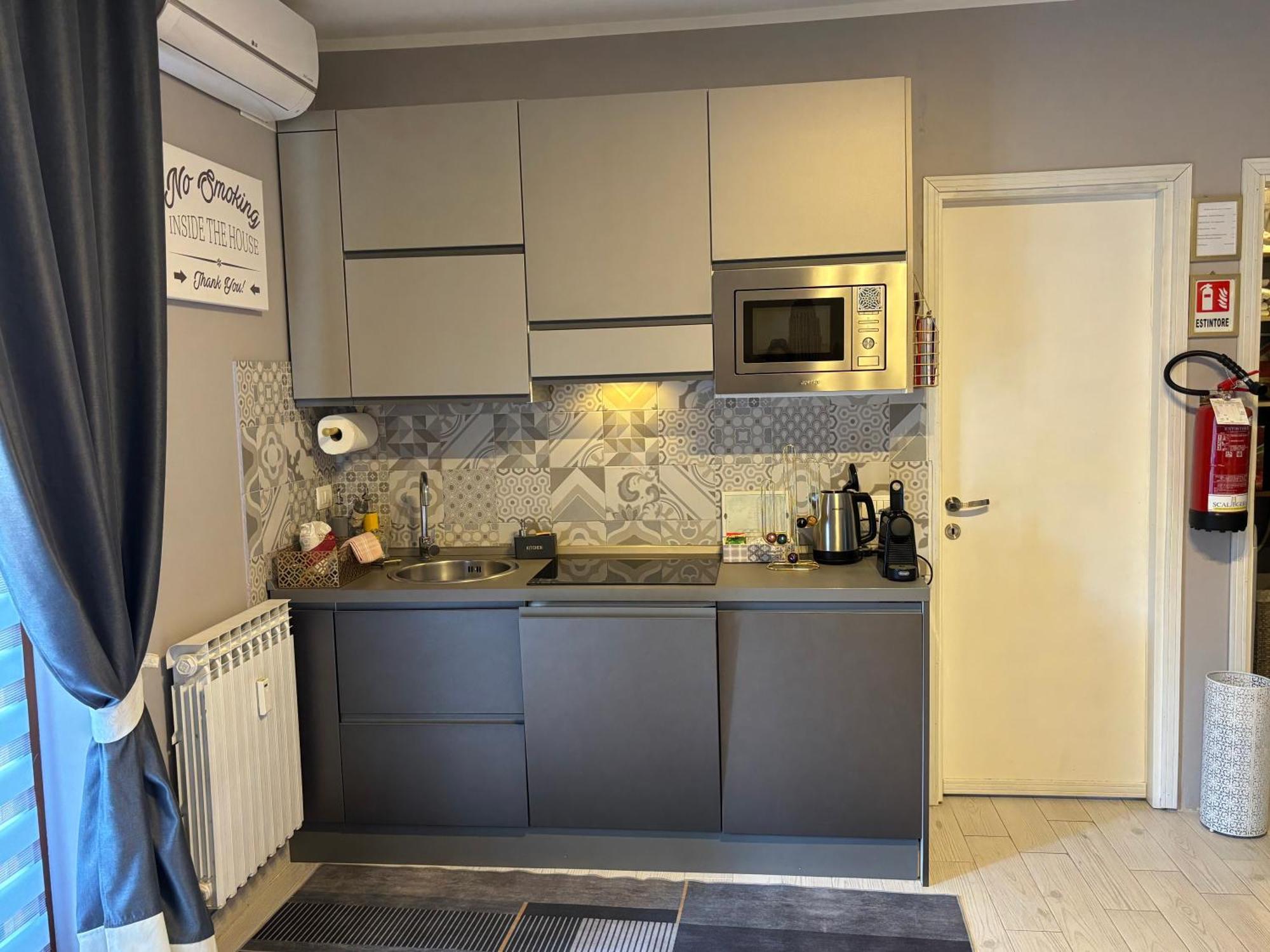 Studio Flat Policlinico G B Rossi Borgo Roma Verona Ngoại thất bức ảnh