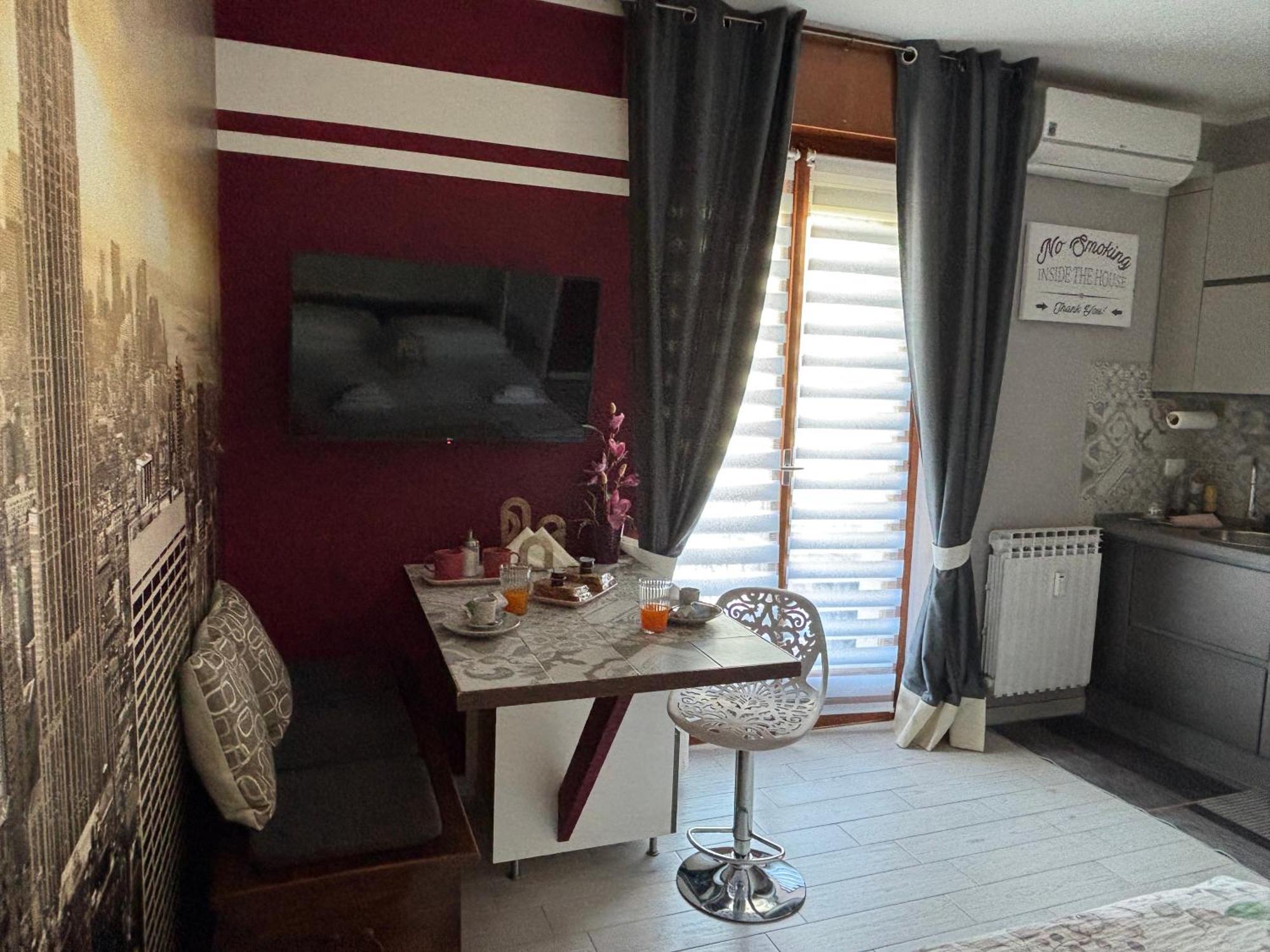 Studio Flat Policlinico G B Rossi Borgo Roma Verona Ngoại thất bức ảnh